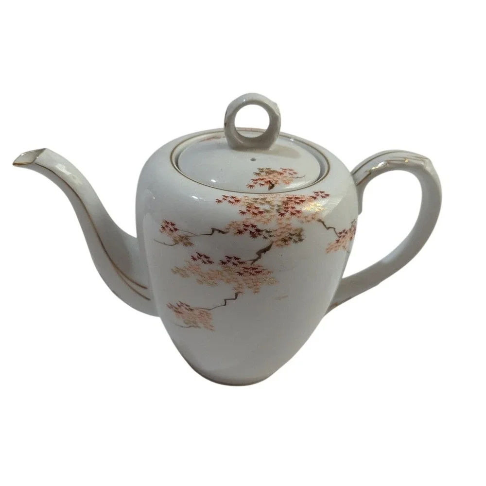 Fukagawa Arita Japan Porcelain‎ Teapot Hand Painted Maple Leaf Pattern  905 8in